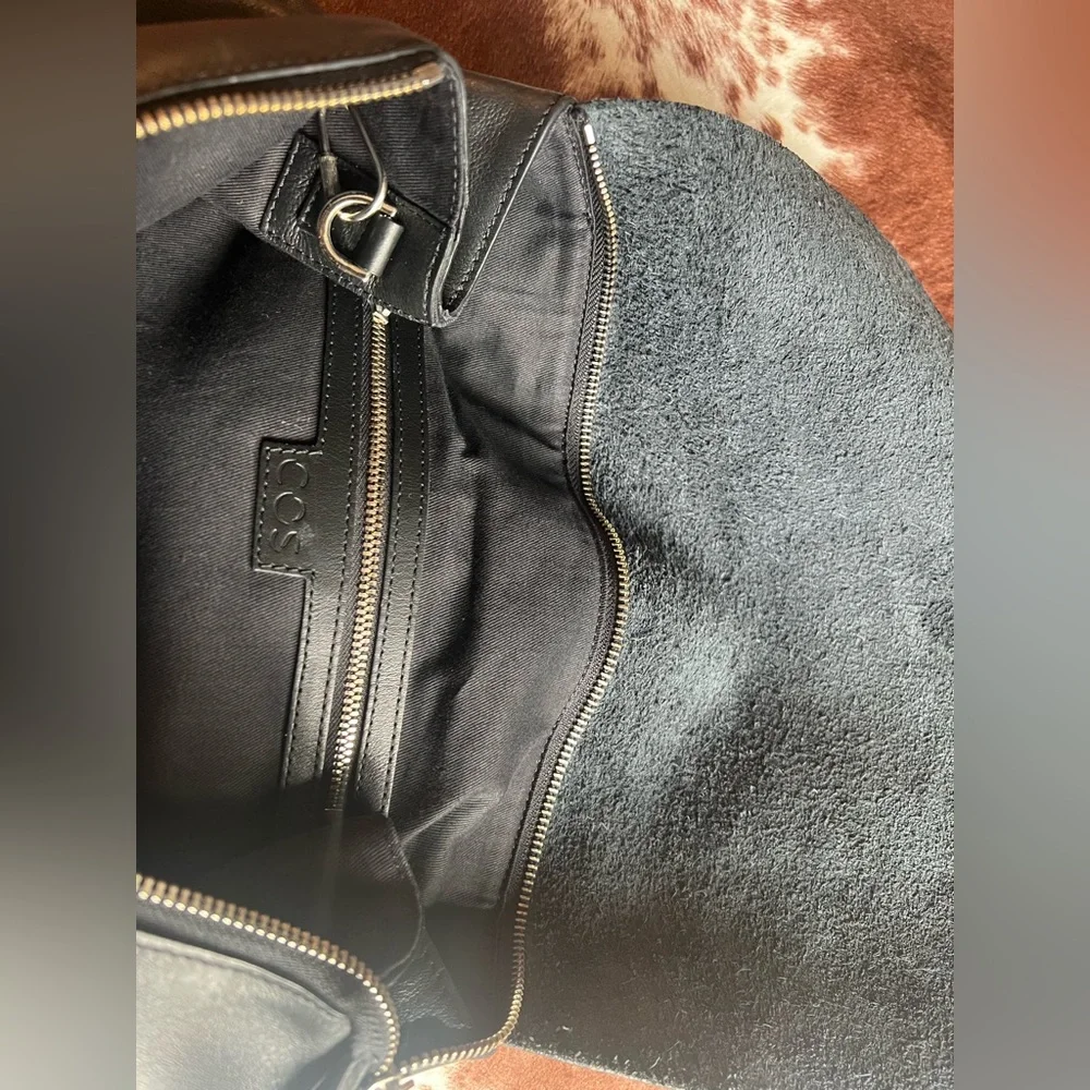 COS Black Leather Interior Bag - Picture 6 of 12